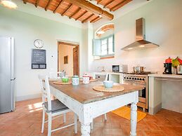 Belvilla by OYO Villa Capannina