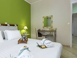 2 Villas Complex, Private Pool, Ideal for Groups!