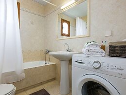 2 Villas Complex, Private Pool, Ideal for Groups!