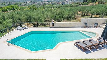 Villa in Adele With Pool & Olive Grove Views