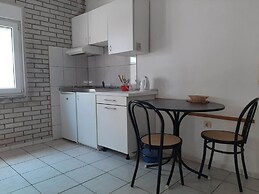 Sea View Holiday Home in Okrug Gornji near Bocici Beach