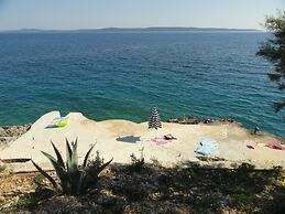 Sea View Holiday Home in Okrug Gornji near Bocici Beach
