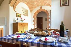 Belvilla by OYO Cottage in Tavarnelle With Garden
