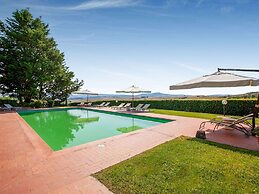 Splendid Holiday Home in Orciatico with Hot Tub & Pool