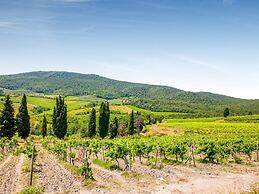 Splendid Holiday Home in Orciatico with Hot Tub & Pool