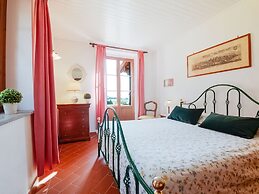 Splendid Holiday Home in Orciatico with Hot Tub & Pool