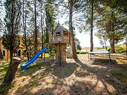 Splendid Holiday Home in Orciatico with Hot Tub & Pool