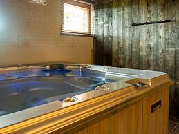 Cosy Holiday Home in Moorslede With Pool