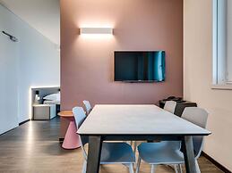 Graceful Apartment in Venice near Public Swimming Pool