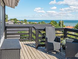 6 Person Holiday Home in Hejls