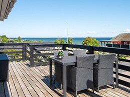 6 Person Holiday Home in Hejls