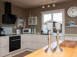 6 Person Holiday Home in Hejls