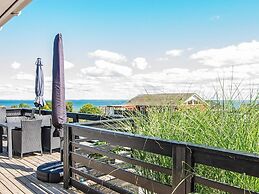 6 Person Holiday Home in Hejls