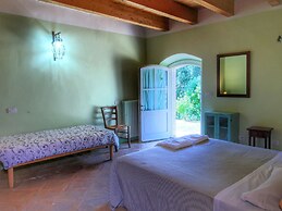 Charming Assisi Stay With Views