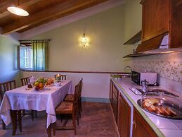 Charming Assisi Stay With Views