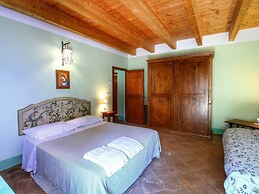 Charming Assisi Stay With Views