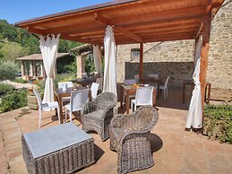 Charming Assisi Stay With Views