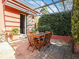 Apartment on an Estate near Rome