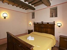 Belvilla by OYO Leccio