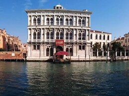 Soothing Apartment in Venice near Town Center