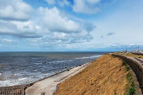 Cushy Apartment in Blackpool near Sea