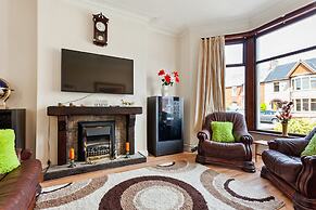 Cushy Apartment in Blackpool near Sea