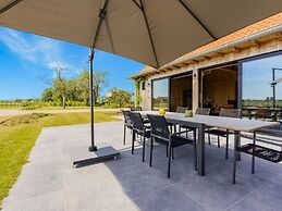 Chic Villa in Comines-warneton With Garden