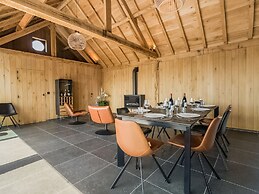 Chic Villa in Comines-warneton With Garden