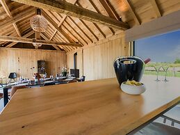 Chic Villa in Comines-warneton With Garden