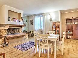 Elegant Holiday Home in Fabrica di Roma near Theatre