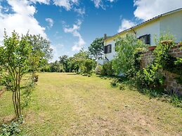 Elegant Holiday Home in Fabrica di Roma near Theatre