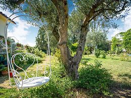 Elegant Holiday Home in Fabrica di Roma near Theatre