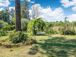 Elegant Holiday Home in Fabrica di Roma near Theatre
