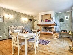 Elegant Holiday Home in Fabrica di Roma near Theatre