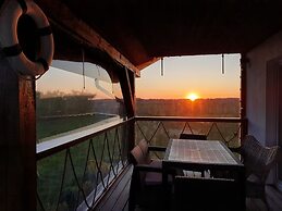 Fantastic House, Located Among Meadows and Nature, Near the Sea