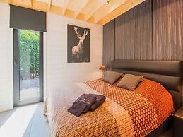 Idyllic Chalet in Biron with 2 Hot Tubs & Sauna