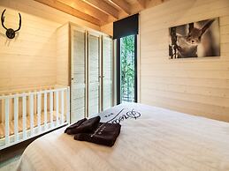 Idyllic Chalet in Biron with 2 Hot Tubs & Sauna