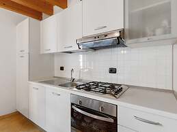 Belvilla by OYO Idra