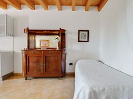 Belvilla by OYO Idra