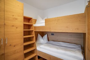 Inviting Flat in Hart With Fitness Room