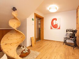 Inviting Flat in Hart With Fitness Room