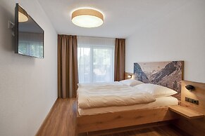 Inviting Flat in Hart With Fitness Room