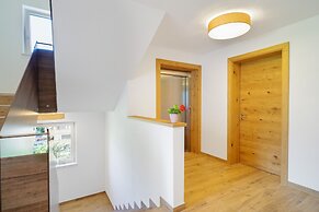 Inviting Flat in Hart With Fitness Room