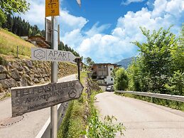 Inviting Flat in Hart With Fitness Room