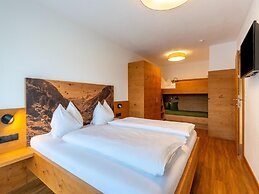 Inviting Flat in Hart With Fitness Room