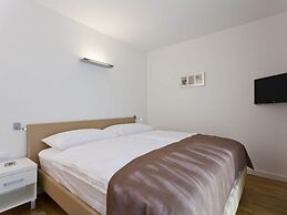 Luxurious Villa Novigrad With Swimming Pool