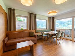 Attractive Flat With Beautiful Views