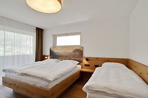Attractive Flat With Beautiful Views