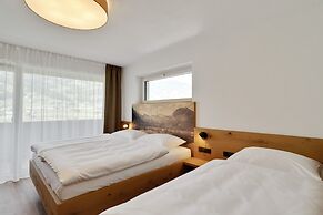 Attractive Flat With Beautiful Views