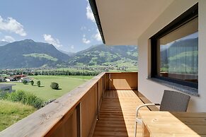 Attractive Flat With Beautiful Views